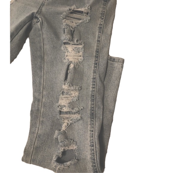 Arizona Jean Co. distressed stretch jean - Picture 3 of 5